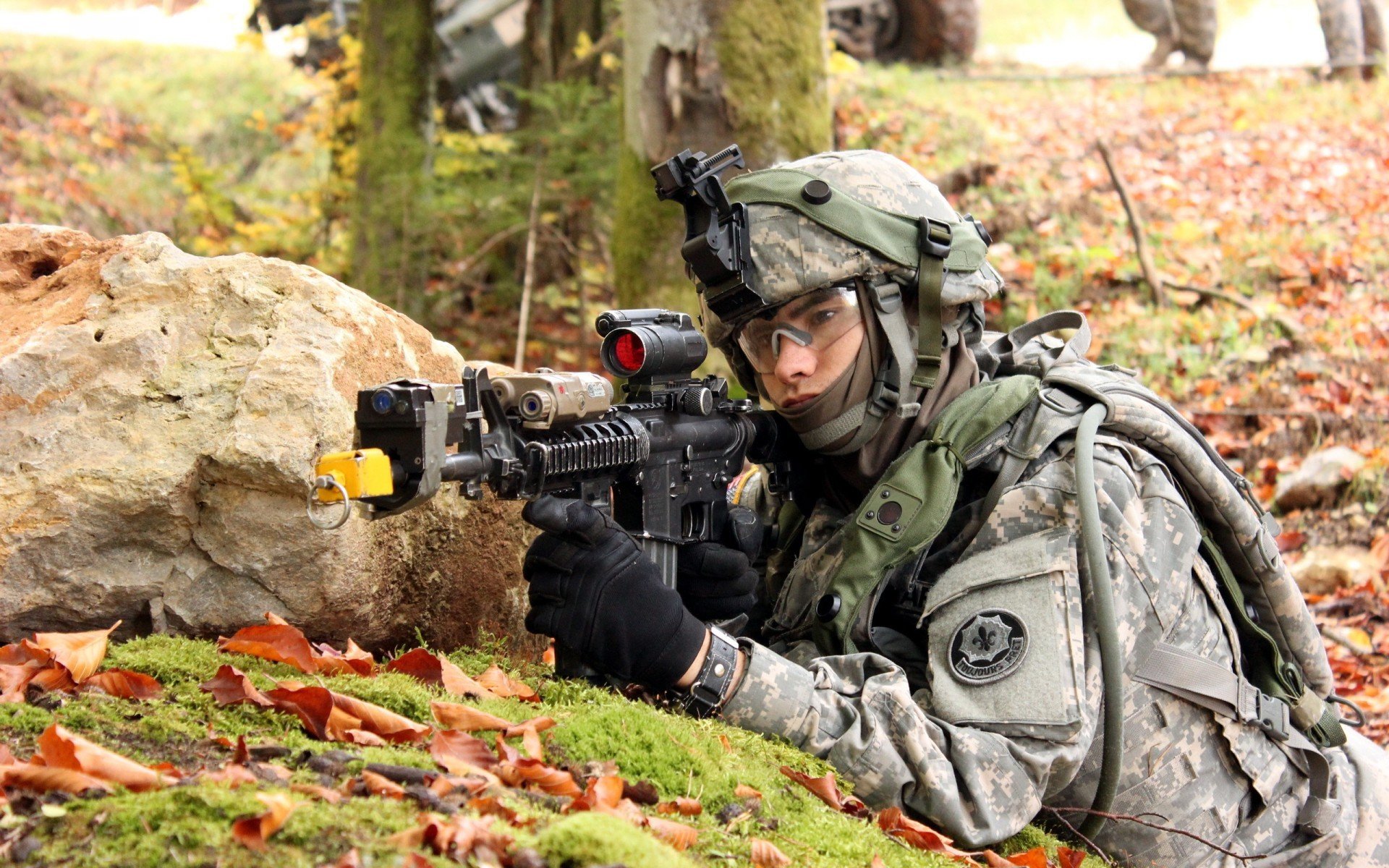 世界短道速滑锦标赛:中国队斩获四金一银,2020年世界短道速滑比赛视频