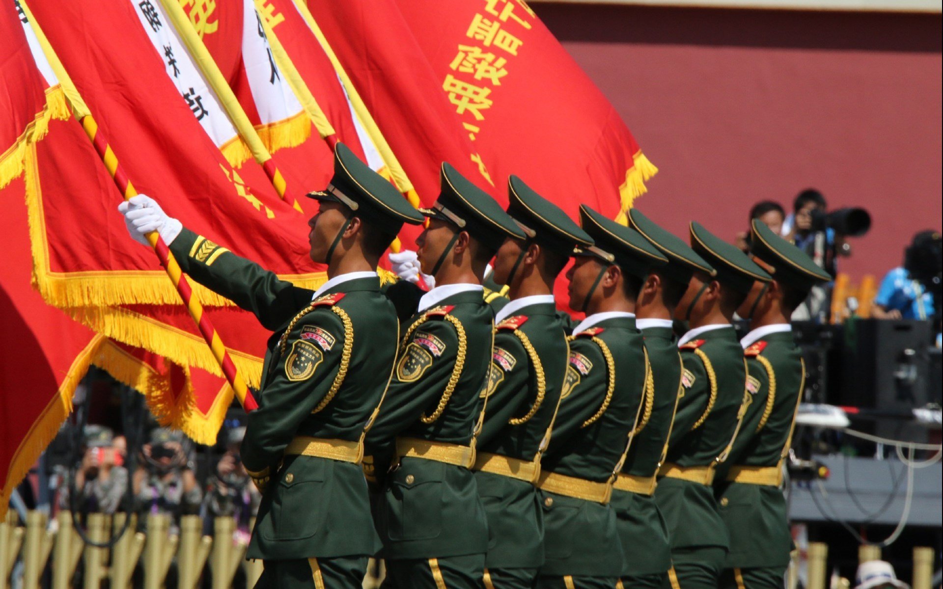 RNG全员通过职业选手资格复核,rng全员名单