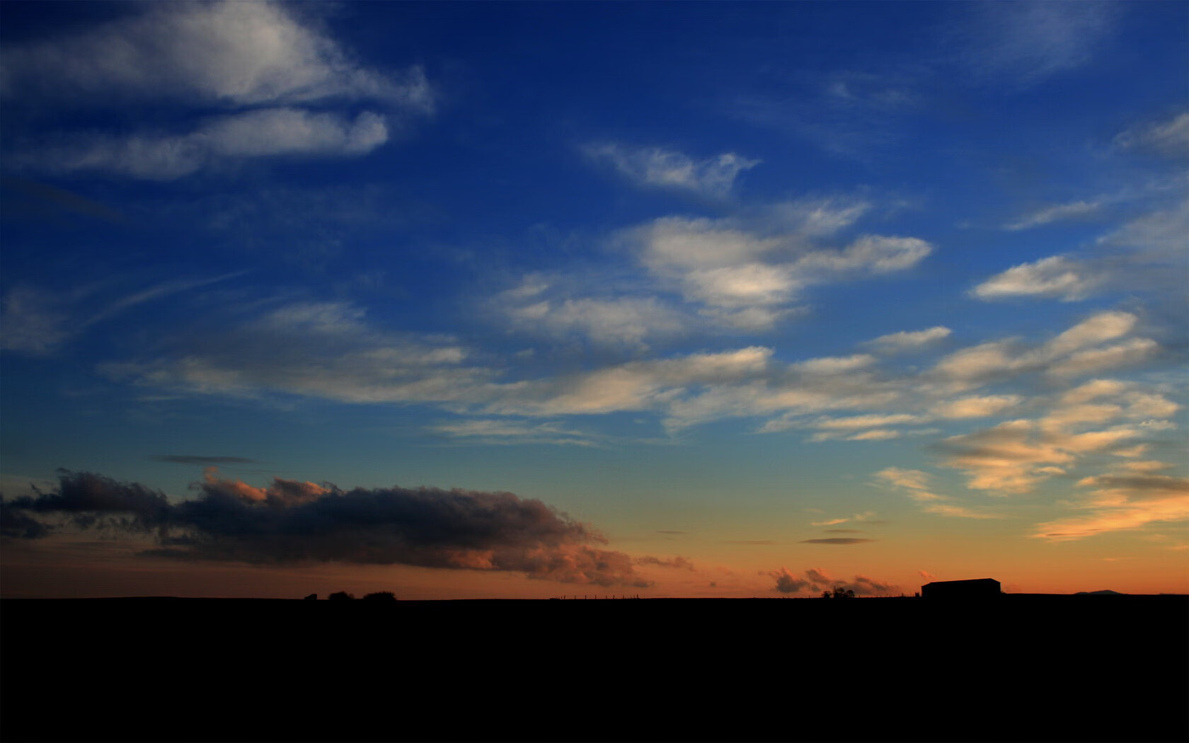 体坛巅峰对决:足球赛场热闹一幕,巅峰足球小说